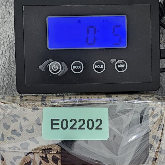 Volcom Jeans Womens 26 Tan Animal Print Liberator High Rise Ankle Stretch Denim - Picture 14 of 14